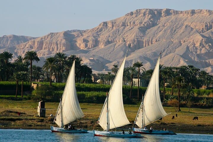 Sunset Felucca Cruise on the Nile: Private Luxor Sailing Experience photo 2