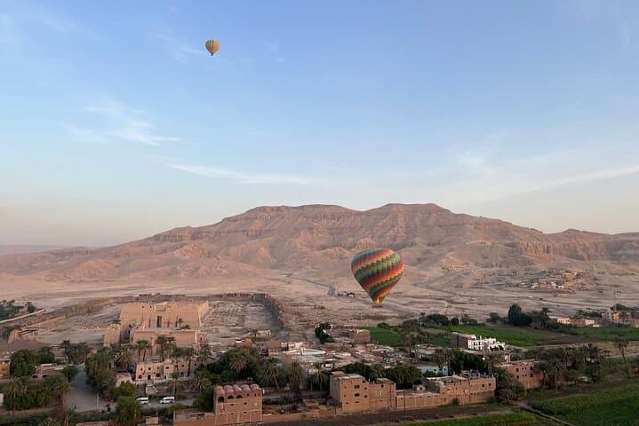 Sunrise Hot Air Balloon Over Luxor: Nile, Temples & Theban Landscapes photo 6