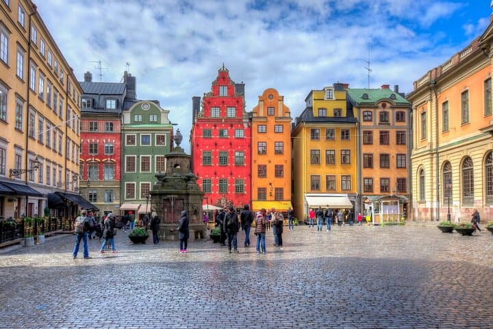 Stockholm Must-See: City Hall, Gamla Stan & Vasa Museum Guided Tour photo 2