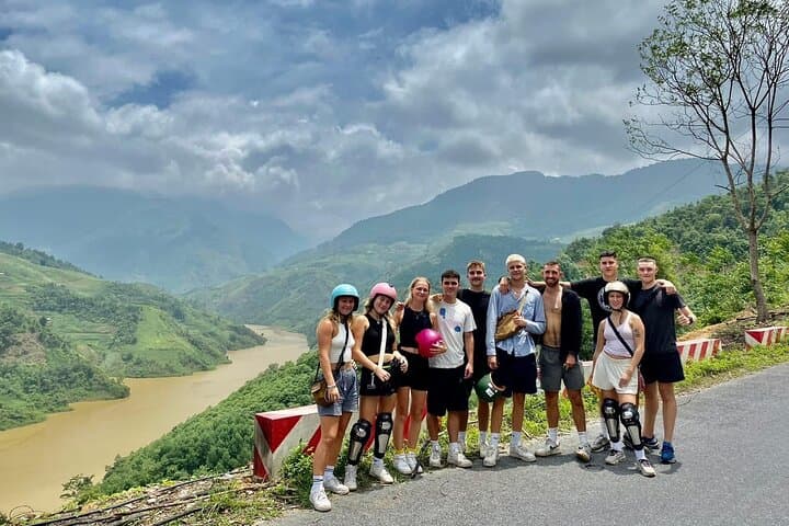 Ha Giang Loop Motorbike Tour: 3-Day Homestay Journey Through Northern Vietnam