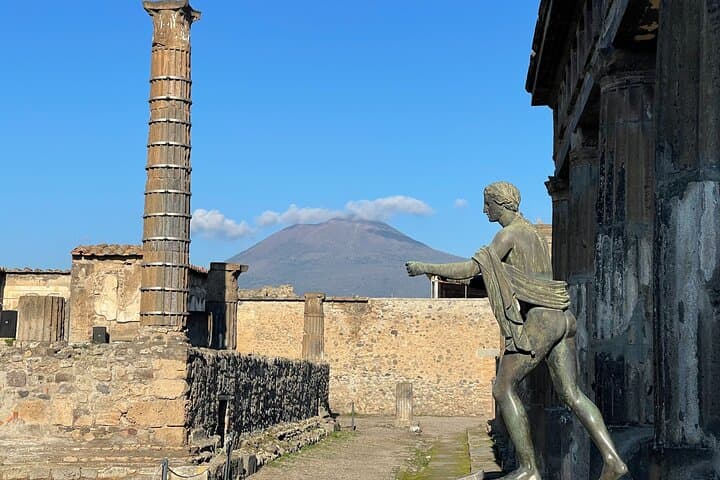 Pompeii Guided Tour from Amalfi Coast: Small-Group Ruins & Vesuvius Views photo 5