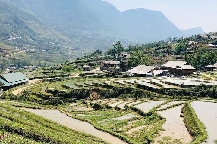Sapa Rice-Terrace Trek with Hmong Guide: Lao Chai to Ta Van Day Hike photo 1