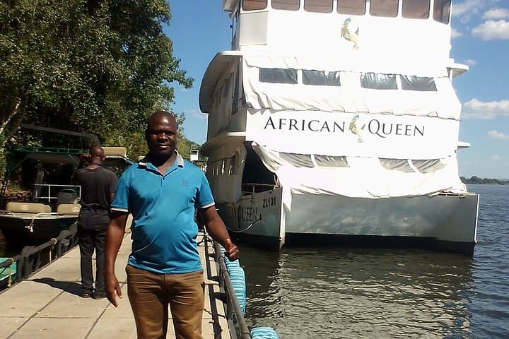 Zambezi Sunset Cruise from Livingstone: River Safari, Game Viewing & Drinks photo 5