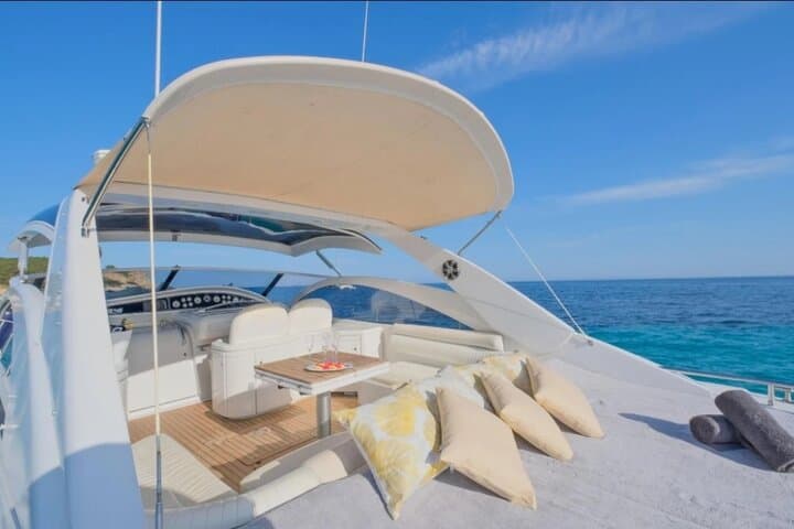 Saint-Tropez Pershing 45 Full-Day Private Yacht Charter: Pampelonne, Cap Taillat & L'Escalet photo 3