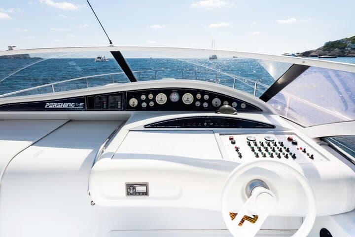 Half-Day Pershing 45 Yacht Charter in Saint-Tropez: Canoubiers, Salins & Port Grimaud photo 5