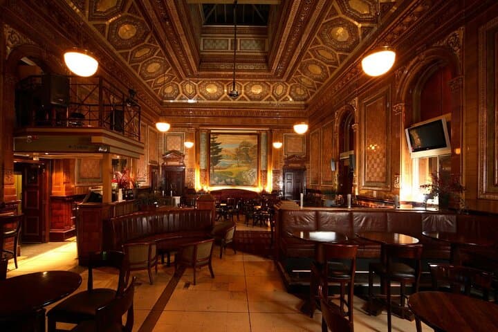 Historic Pub Walk: Newcastle Upon Tyne Private Guided Pub Tour
