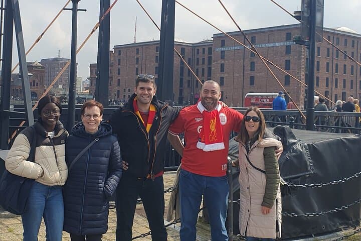 Private Liverpool Walking Tour with Local Guide: Iconic Sights & Hidden Gems photo 4