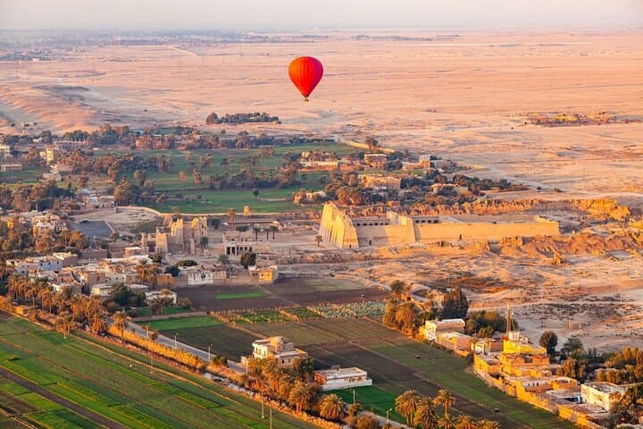 Dawn Over Luxor: Sunrise Hot Air Balloon Ride Above Ancient Temples photo 5