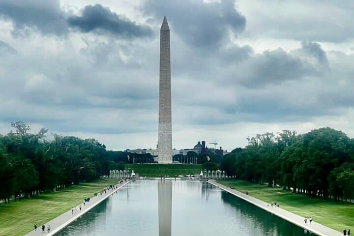 Private Half-Day Washington DC Tour: Monuments, Memorials & Insider Stories photo 3