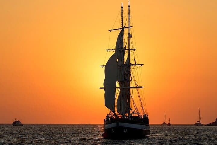 Sunset Sailing in Santorini: Volcano Rim, Hot Springs & Thirassia Swim photo 3