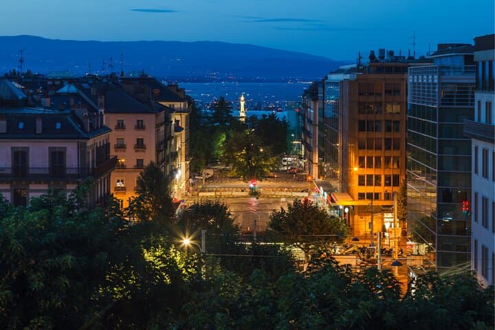 Self-Guided Geneva Scavenger Hunt: Best Landmarks & Hidden Gems photo 3