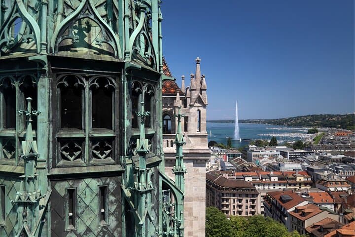 Self-Guided Geneva Scavenger Hunt: Best Landmarks & Hidden Gems photo 4