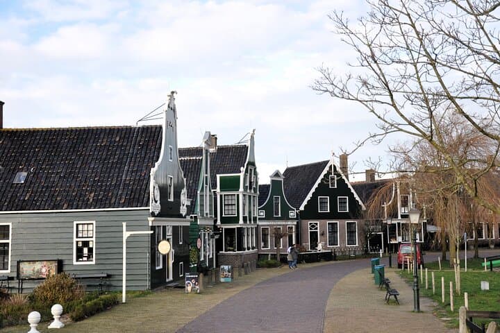 Private Holland Highlights Tour: Zaanse Schans, Edam & Volendam with Cheese Tasting photo 3