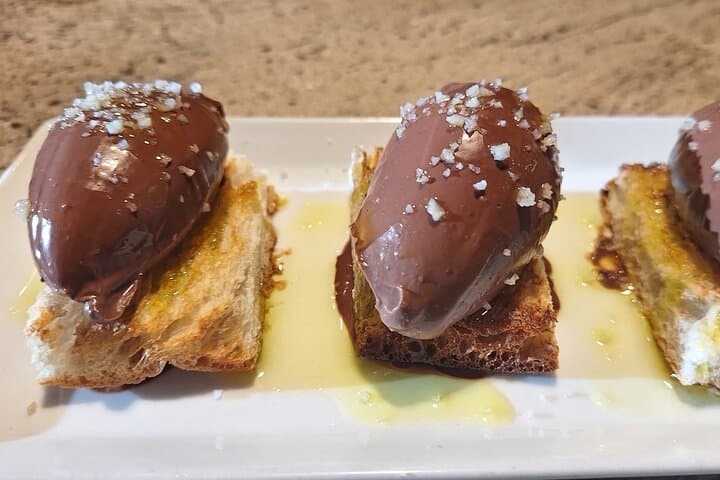 Private Picasso Gastro Tour in Barcelona: Gothic Quarter Tapas & Picasso Sites photo 4