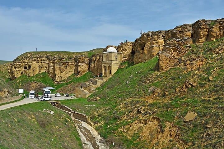 Baku to Shahdag: 3-Night Azerbaijan Adventure — Gobustan, Gabala & Yanar Dag photo 6