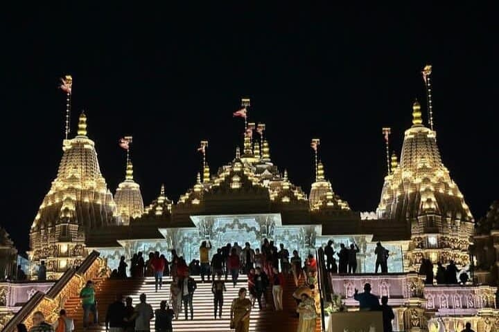 Inside Abu Dhabi’s BAPS Hindu Mandir: A Guided Cultural Tour