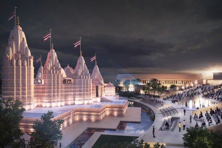 Private BAPS Mandir & Abu Dhabi City Tour — Sheikh Zayed Mosque, Corniche & Heritage Village photo 4