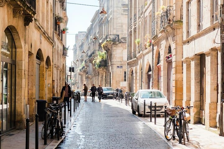 Bordeaux Bites & Stories — Local Food and Wine Walking Tour photo 4