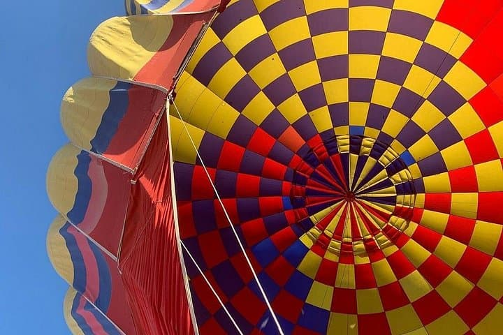 Luxor VIP Sunrise Hot Air Balloon and Self-Guided Temple Tour