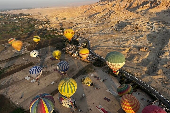 Sunrise Balloon Flight and Private Karnak & Luxor Temple Tour photo 5