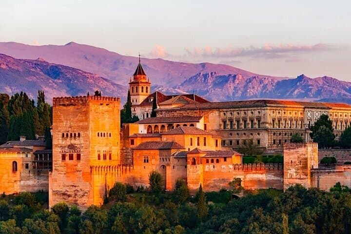 Albayzín & Sacromonte Private Walking Tour — Sunset Views & Flamenco Culture in Granada photo 3