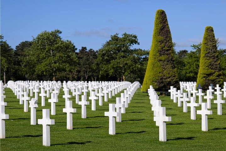Traverse History: From Utah to Omaha Beach in a WWII Jeep Adventure photo 2