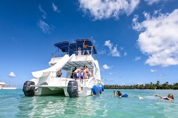 Private Punta Cana Catamaran Excursion — Snorkel Cabeza de Toro & Natural Pools photo 5
