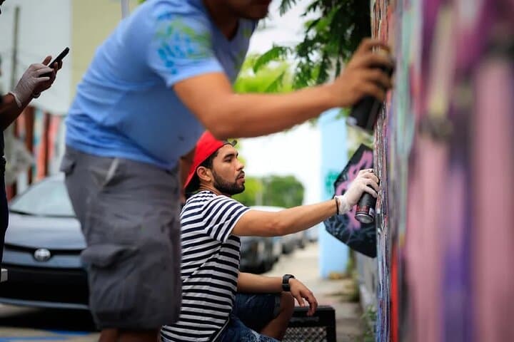 Wynwood Graffiti Master Class: Learn Street Art on a Citadel Rooftop