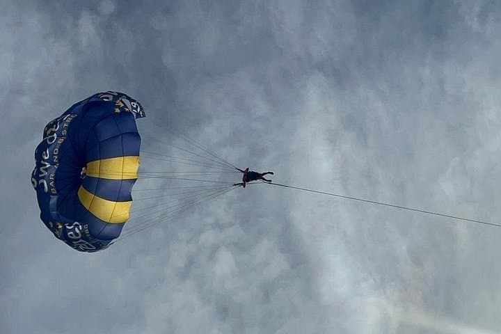 Parasailing Over Puerto Vallarta Bay: 15-Minute Parachute Adventure photo 3
