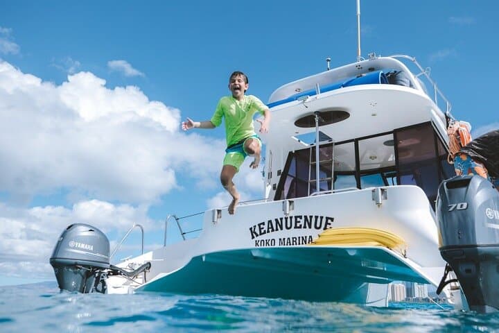 Turtle Canyon Semi-Private Snorkel from Waikiki — Small-Group Catamaran Tour photo 5