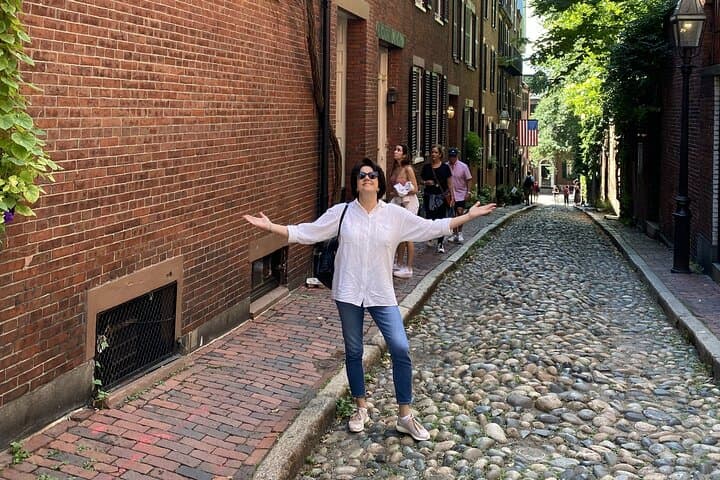 Explore Boston’s Historic Freedom Trail and Beacon Hill: A Private Walking Tour photo 4