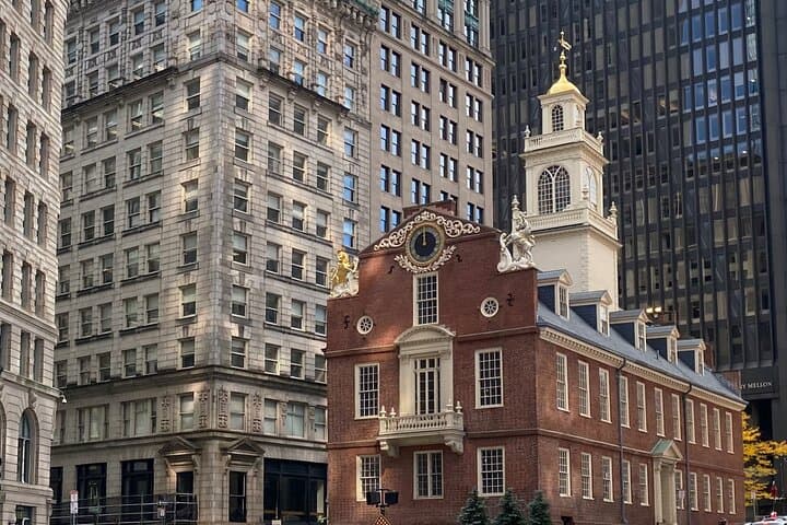 Explore Boston’s Historic Freedom Trail and Beacon Hill: A Private Walking Tour