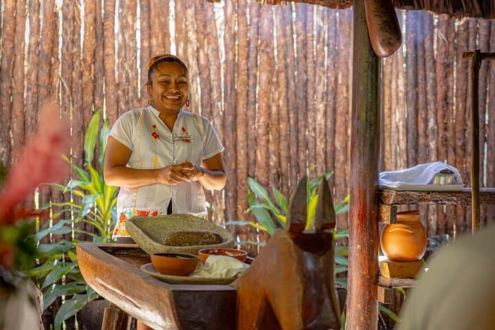 Authentic Mayan Cuisine Cultural Tour from San Ignacio — Pottery, Corn Grinding & Chocolate photo 3