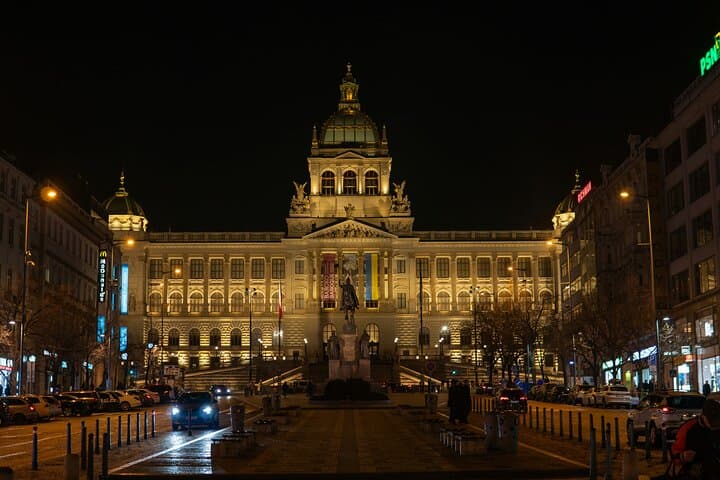 vienna-to-prague-private-day-tour-guide-best-sightseeing-itinerary photo 5