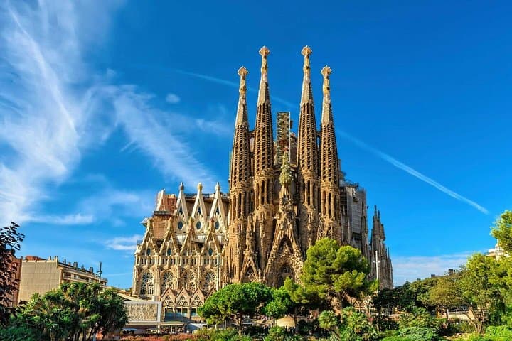 Best of Barcelona in 4 Days: Gaudí, Gothic Quarter & Montjuïc Views photo 1
