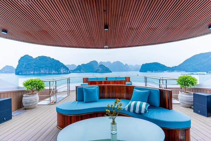 Ha Long Symphony Luxury Day Cruise — Lunch, Jacuzzi & Kayak in Ha Long Bay photo 6