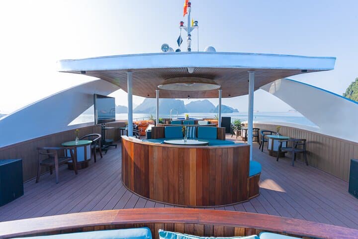 Ha Long Symphony Luxury Day Cruise — Lunch, Jacuzzi & Kayak in Ha Long Bay photo 5