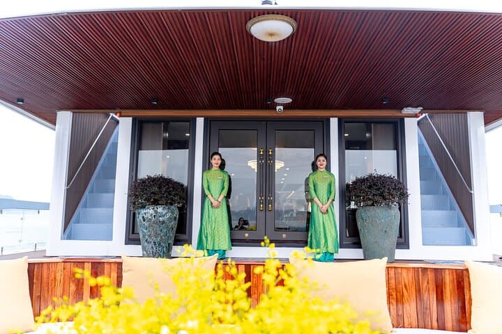 Halong Bay Symphony Luxury Day Cruise from International Cruise Port photo 3