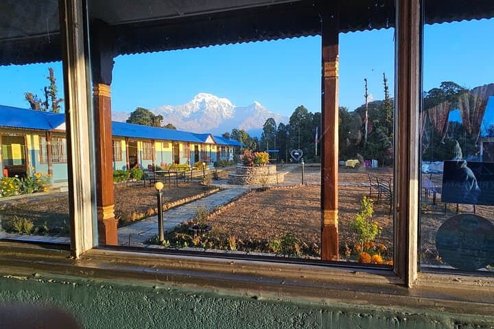 Mardi Himal Trek: Annapurna Views from Phedi to Base Camp