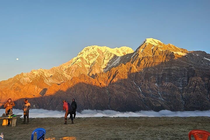 Mardi Himal Trek: Annapurna Views from Phedi to Base Camp photo 4