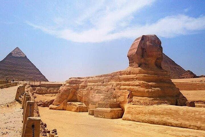 Hurghada to Cairo Day Trip: Giza Pyramids & Egyptian Museum Full-Day Experience