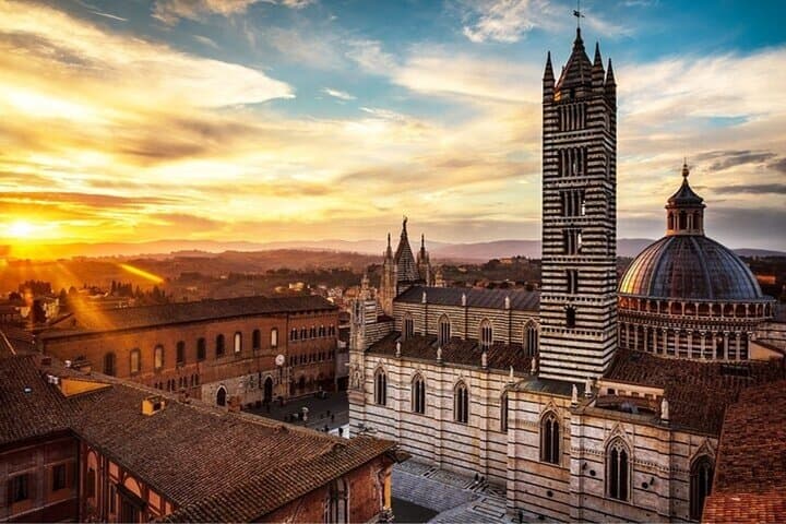Siena Highlights Private Walking Tour: Cathedral, Palio & Medieval Streets photo 4