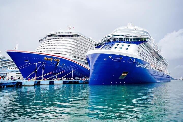 Private Airport Transfer in San Juan: Isla Verde & Condado to/from SJU photo 2