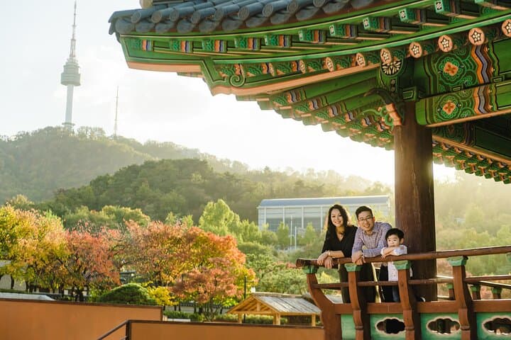 Seoul Private Vacation Photography Session with Local Photographer