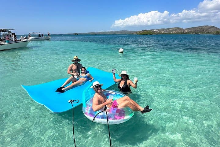 Private 4-Hour Boat Charter to Cayo Caracoles in La Parguera photo 4