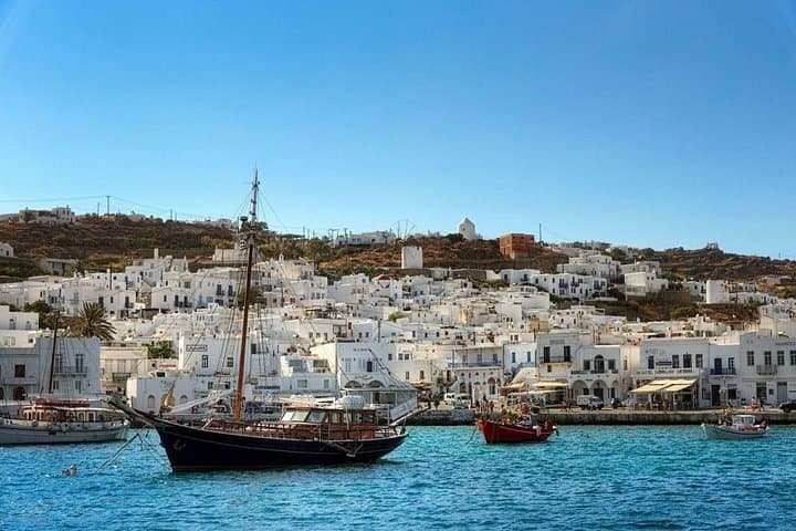 South Beaches Mini Cruise from Mykonos — Paradise, Frangias & Kalafatis photo 1