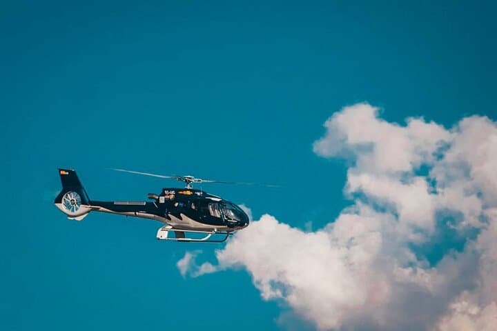 Lake Como Helicopter Tour with Lunch Stop — Scenic Flight Over Villas and Bellagio photo 2