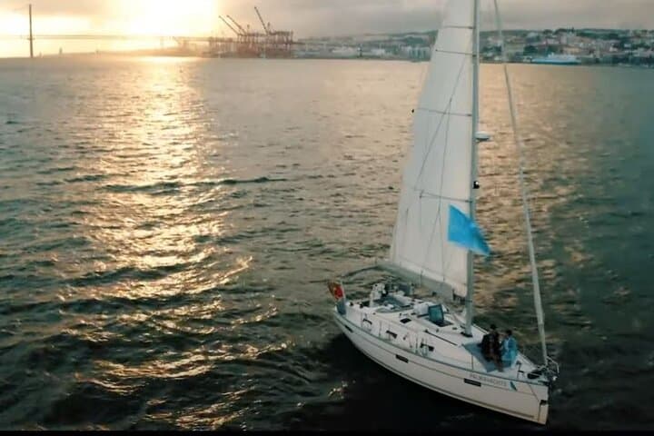 Lisbon Sunset Private Yacht Cruise with Sparkling Wine — 2-Hour Romantic Cruise photo 2