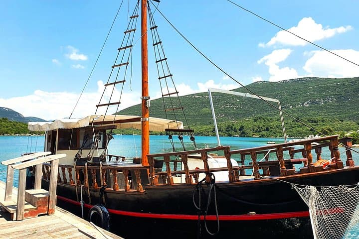 Mali Ston Oyster Farm Day Trip from Dubrovnik — Private Tasting & Coastal Views photo 3