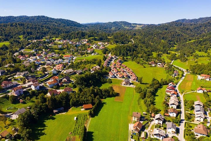 Private Tour of Ljubljanica Springs: Vrhnika, Močilnik, Rak Škocjan & Lake Cerknica